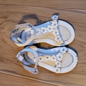 *3/$15* Carter's Toddler Girl Size 6 White Dress Shoes